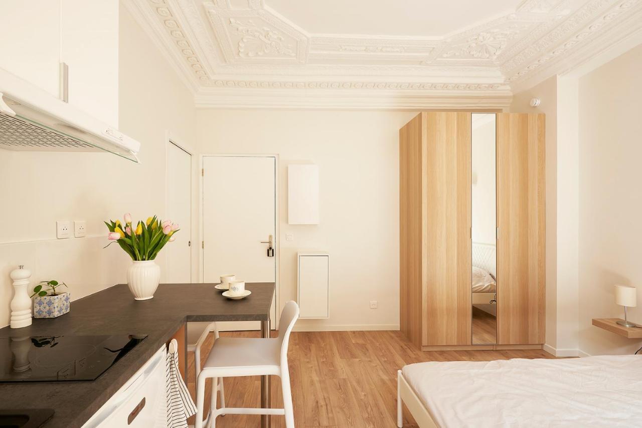 Ferienwohnung La Marquisiere Versailles Exterior foto